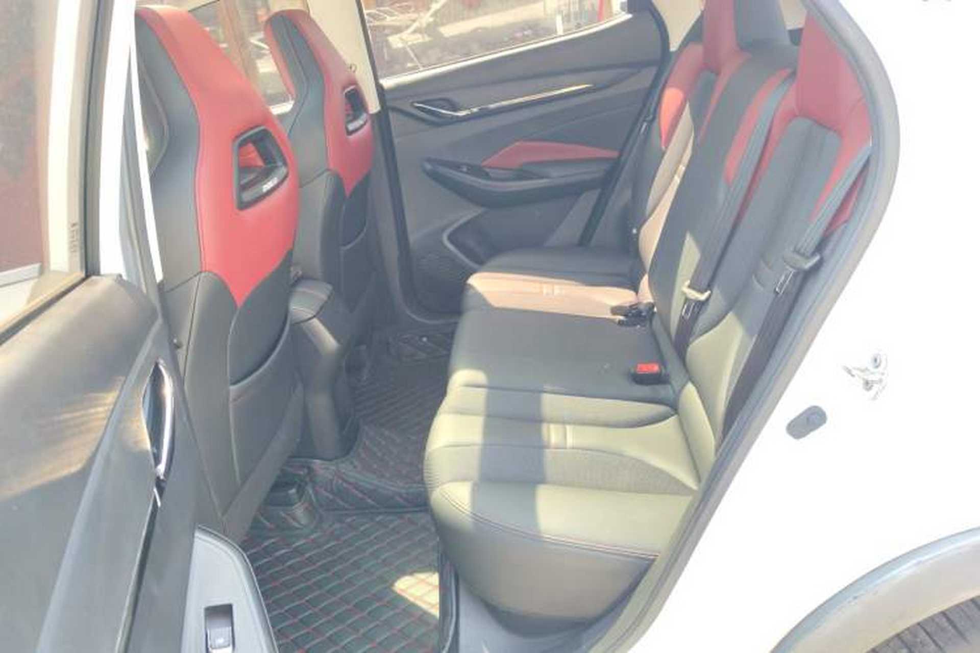 Used CHANGAN OSHAN X5 2021 1.5T DCT Flagship Edition Left Rear Seat