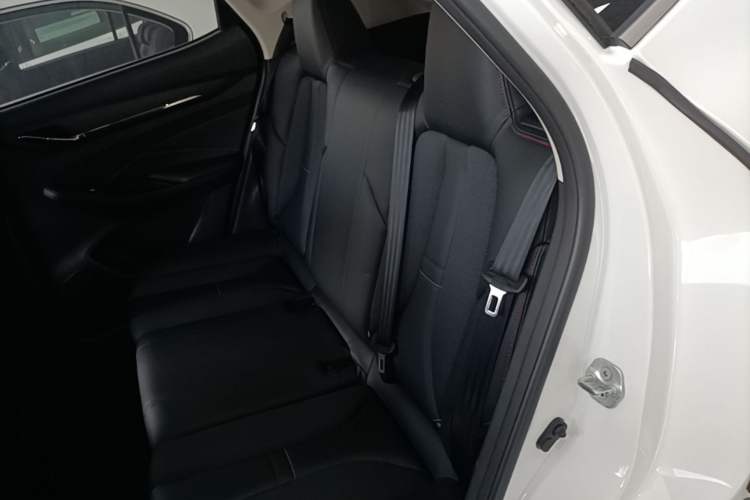 Used CHANGAN OSHAN X5 2021 1.5T DCT Luxury Edition Left Rear Seat