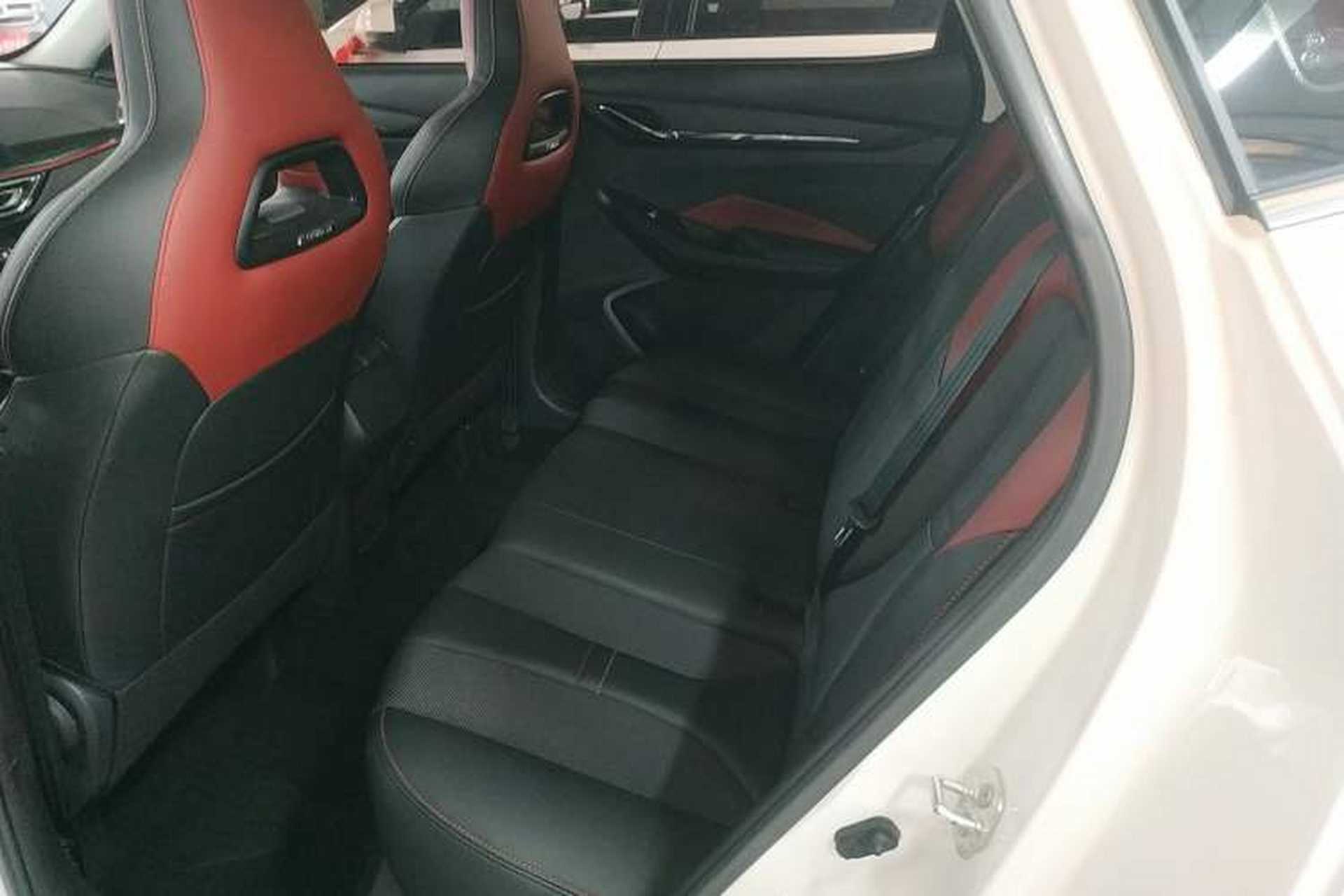 Used CHANGAN OSHAN X5 2021 Revised Version 1.5T DCT Luxury Edition Left Rear Seat