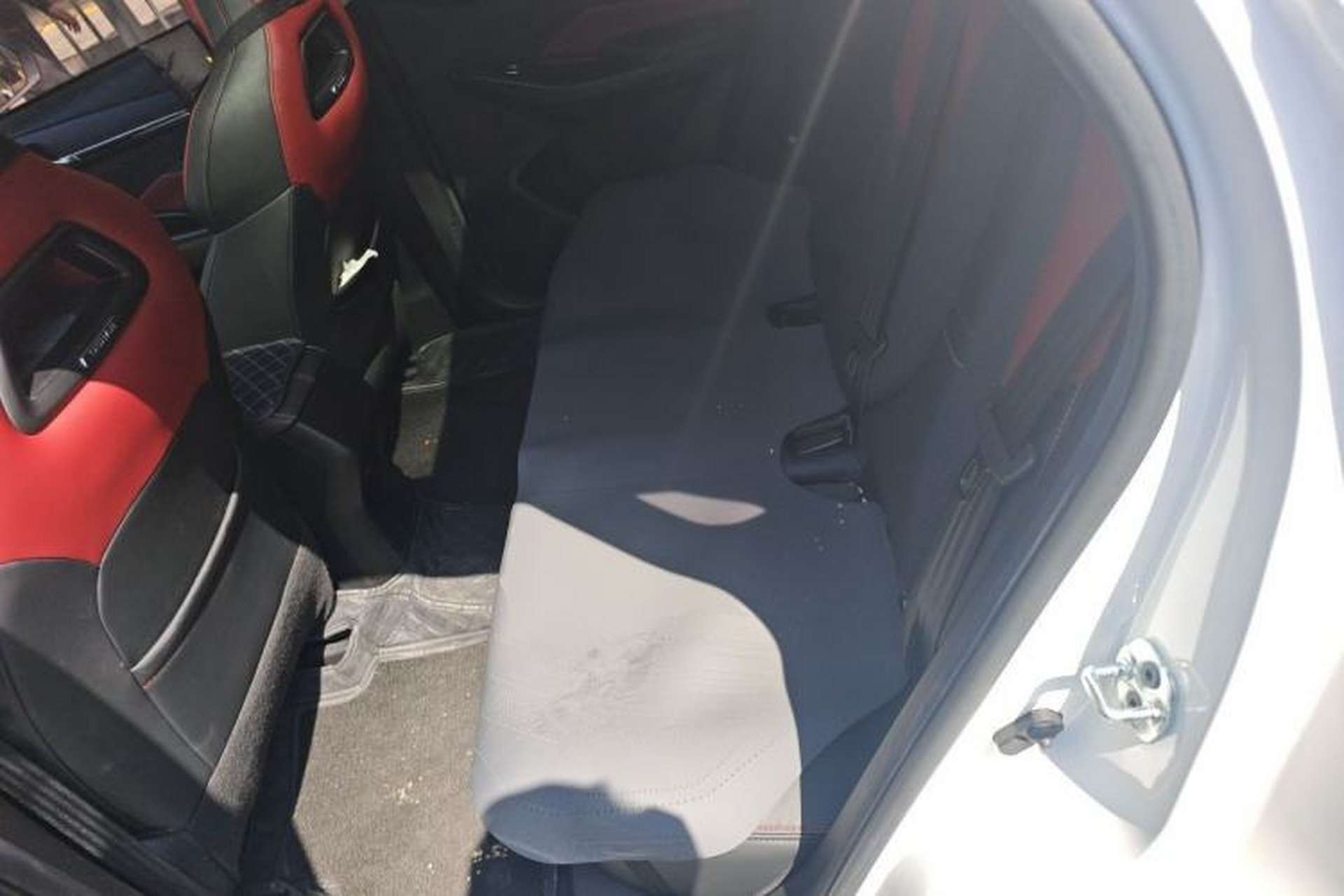 Used CHANGAN OSHAN X5 2021 1.5T DCT Prestige Edition Left Rear Seat