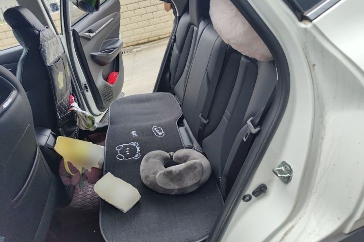 Used CHANGAN OSHAN X5 2021 1.5T DCT Luxury Edition Left Rear Seat