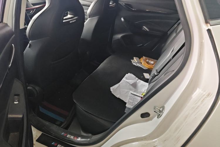 Used CHANGAN OSHAN X5 2021 1.5T DCT Luxury Edition Left Rear Seat