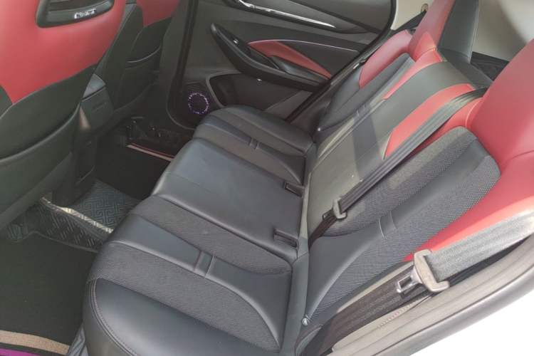 Used CHANGAN OSHAN X5 2021 1.5T DCT Prestige Edition Left Rear Seat