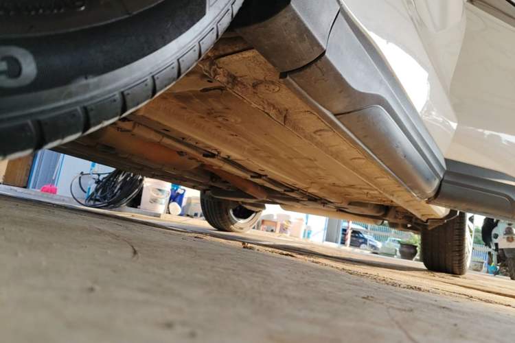 Used CHANGAN OSHAN X5 2021 1.5T DCT Prestige Edition Left Side Sill