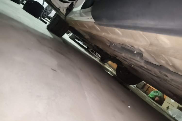 Used CHANGAN OSHAN X5 2021 1.5T DCT Prestige Edition Left Side Sill