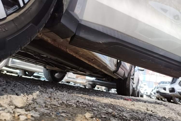 Used CHANGAN OSHAN X5 2021 Revised Version 1.5T DCT Luxury Edition Left Side Sill