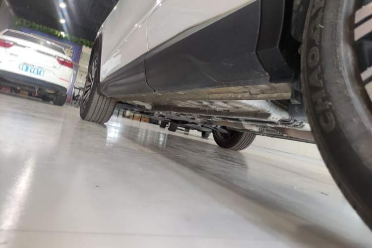 Used CHANGAN OSHAN X5 2021 1.5T DCT Prestige Edition Left Side Sill