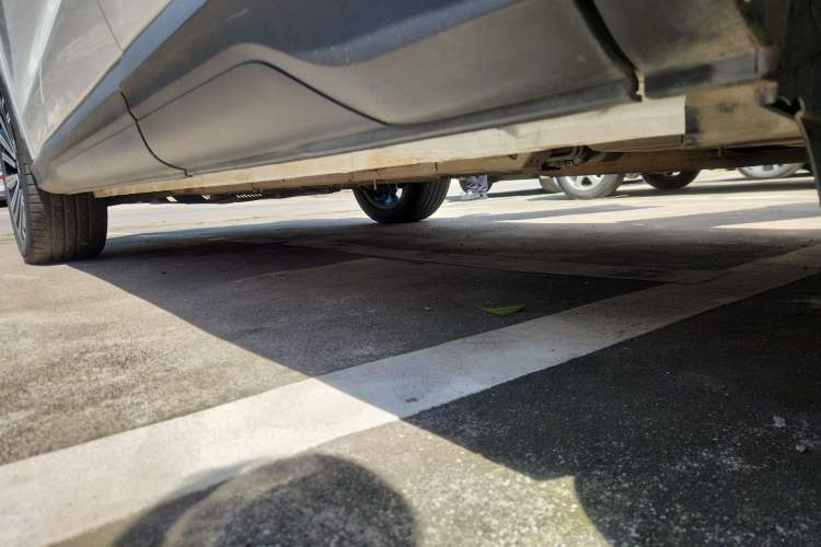 Used CHANGAN OSHAN X5 2021 1.5T DCT Prestige Edition Left Side Sill