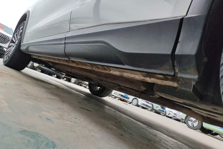 Used CHANGAN OSHAN X5 2021 1.5T DCT Prestige Edition Left Side Sill