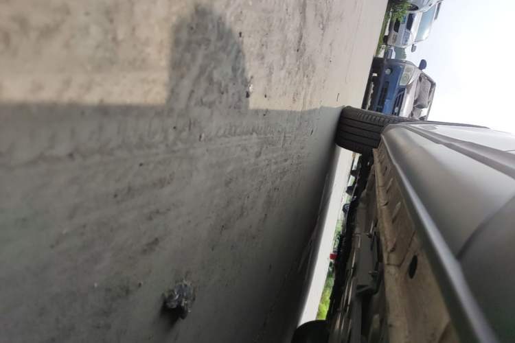 Used CHANGAN OSHAN X5 2021 1.5T DCT Prestige Edition Left Side Sill