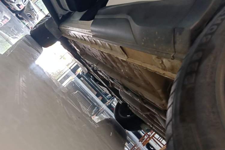 Used CHANGAN OSHAN X5 2021 1.5T DCT Prestige Edition Left Side Sill