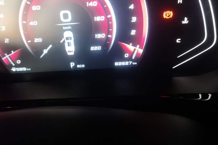 Used CHANGAN OSHAN X5 2021 1.5T DCT Prestige Edition Odometer Close Up