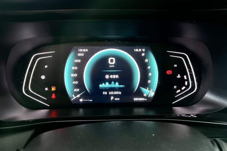 Used CHANGAN OSHAN X5 2021 1.5T DCT Prestige Edition Odometer Close Up