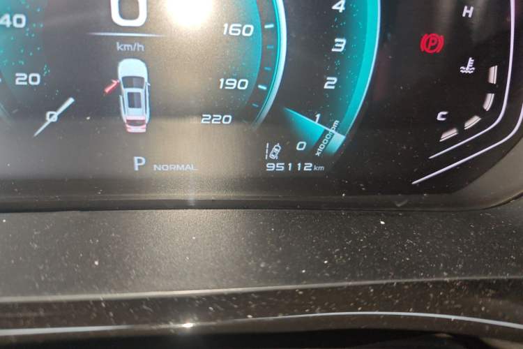 Used CHANGAN OSHAN X5 2021 1.5T DCT Flagship Edition Odometer Close Up