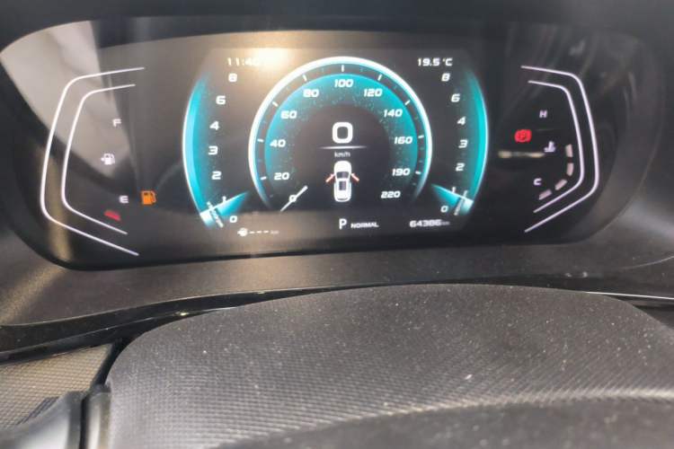 Used CHANGAN OSHAN X5 2021 1.5T DCT Flagship Edition Odometer Close Up