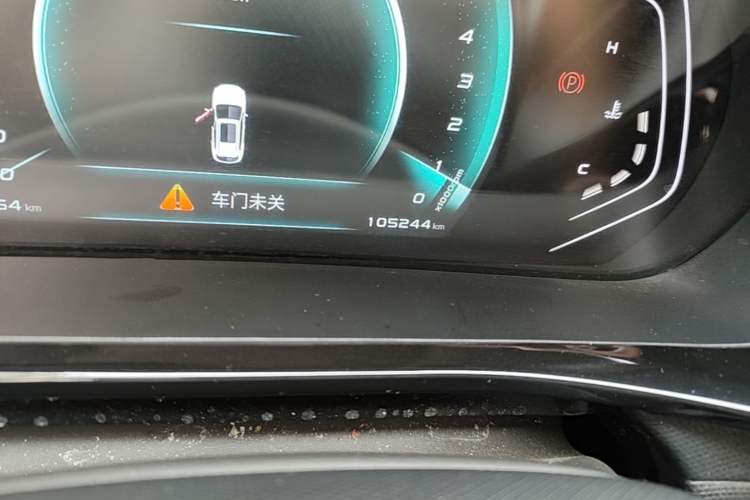 Used CHANGAN OSHAN X5 2021 1.5T DCT Prestige Edition Odometer Close Up
