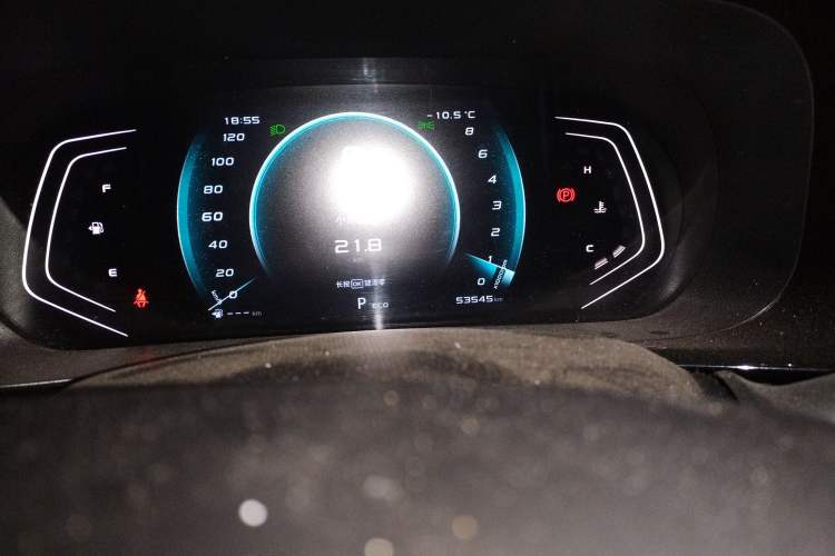 Used CHANGAN OSHAN X5 2021 1.5T DCT Flagship Edition Odometer Close Up