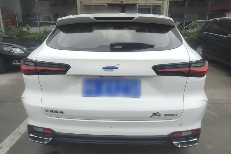 Used CHANGAN OSHAN X5 2021 Revised Version 1.5T DCT Luxury Edition Rear