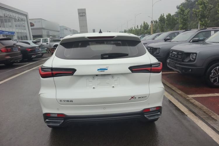 Used CHANGAN OSHAN X5 2021 1.5T DCT Prestige Edition Rear