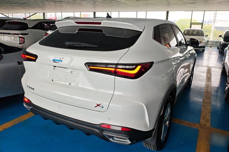Used CHANGAN OSHAN X5 2021 1.6L CVT Luxury Model Rear Right 45 Deg