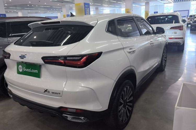 Used CHANGAN OSHAN X5 2021 1.5T DCT Prestige Edition Rear Right 45 Deg
