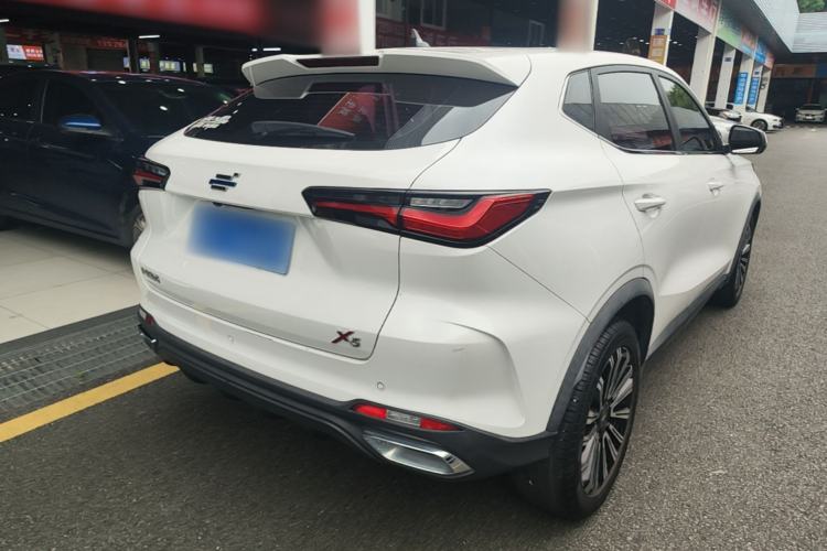 Used CHANGAN OSHAN X5 2021 1.6L CVT Luxury Model Rear Right 45 Deg