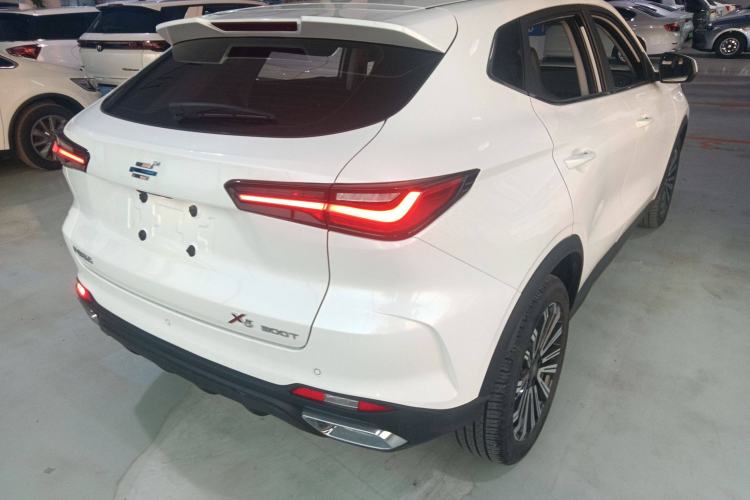Used CHANGAN OSHAN X5 2021 1.5T DCT Prestige Edition Rear Right 45 Deg