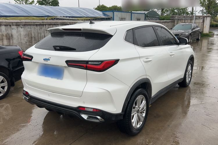 Used CHANGAN OSHAN X5 2021 1.6L CVT Luxury Model Rear Right 45 Deg
