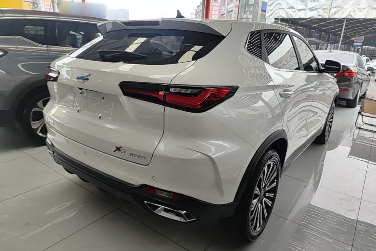 Used CHANGAN OSHAN X5 2021 1.5T DCT Prestige Edition Rear Right 45 Deg