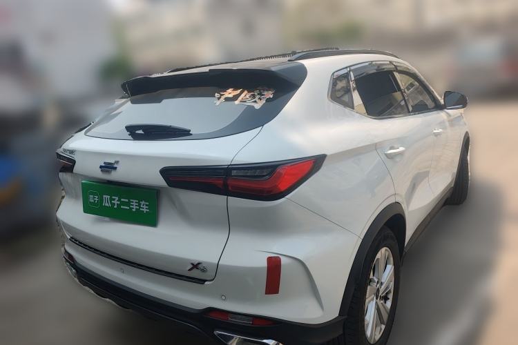 Used CHANGAN OSHAN X5 2021 1.6L CVT Luxury Version Rear Right 45 Deg