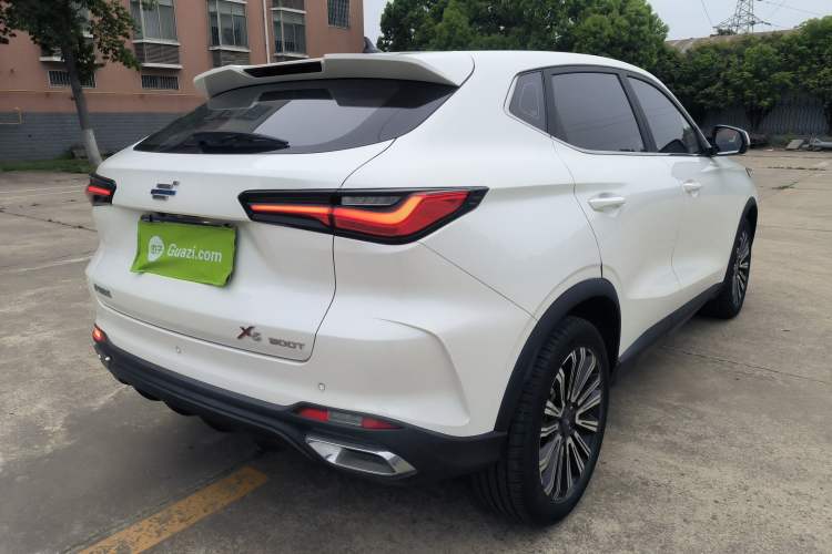 Used CHANGAN OSHAN X5 2021 1.5T DCT Prestige Edition Rear Right 45 Deg