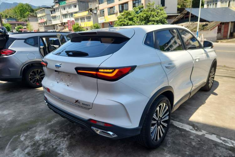 Used CHANGAN OSHAN X5 2021 1.5T DCT Prestige Edition Rear Right 45 Deg