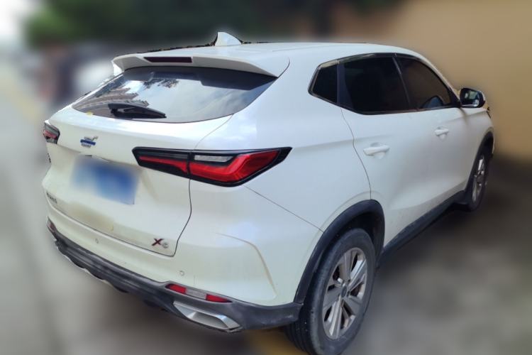 Used CHANGAN OSHAN X5 2021 1.6L CVT Luxury Version Rear Right 45 Deg