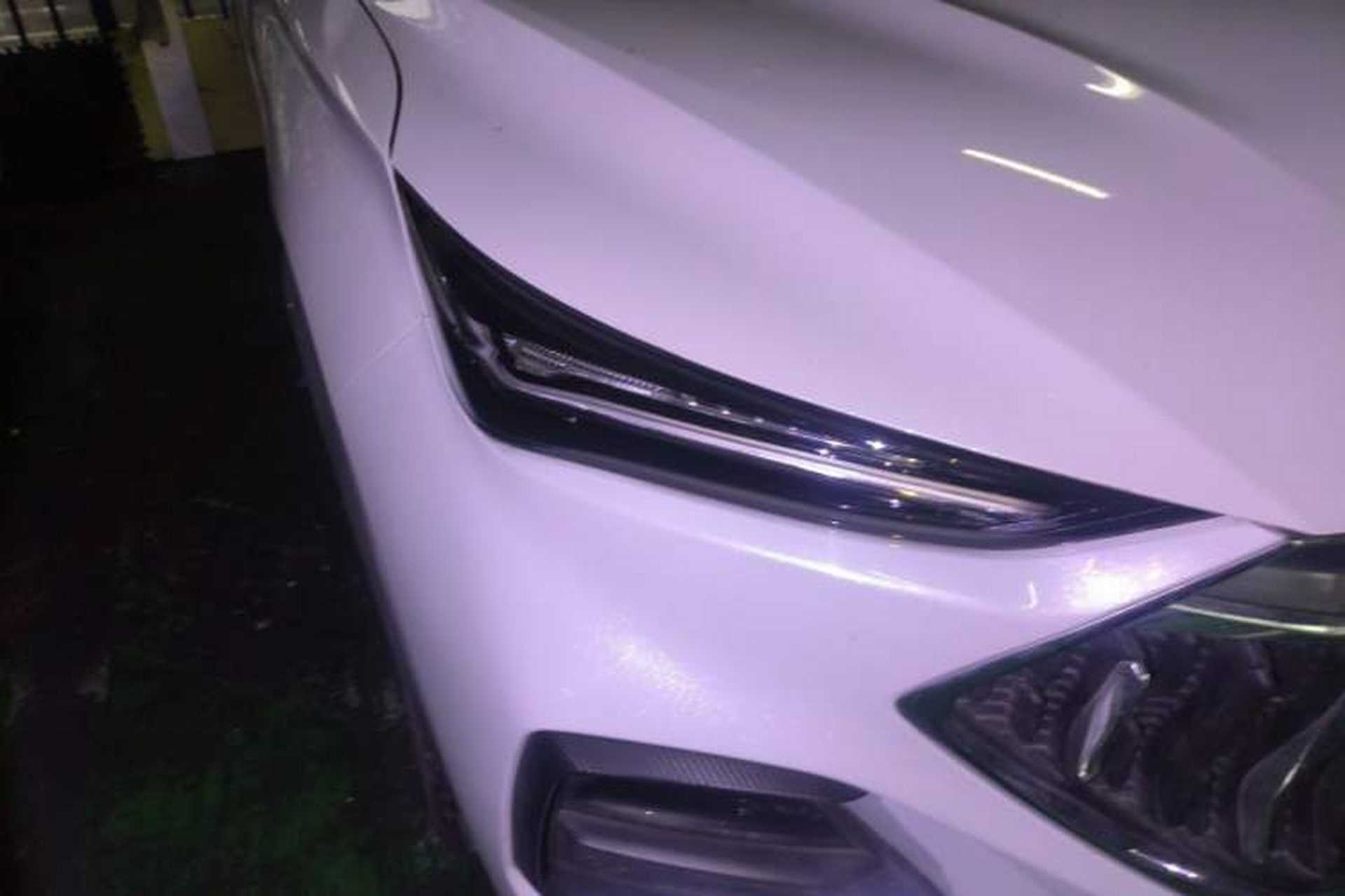 Used CHANGAN OSHAN X5 2021 1.5T DCT Prestige Edition Right Front Headlight