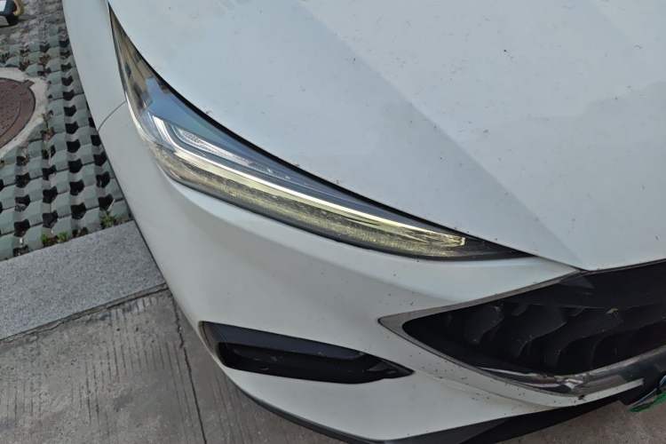 Used CHANGAN OSHAN X5 2021 1.5T DCT Flagship Edition Right Front Headlight