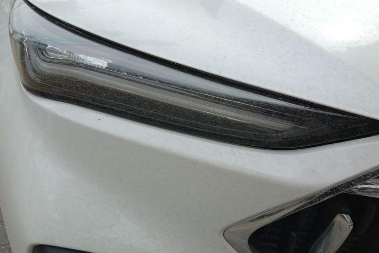 Used CHANGAN OSHAN X5 2021 1.5T DCT Flagship Edition Right Front Headlight