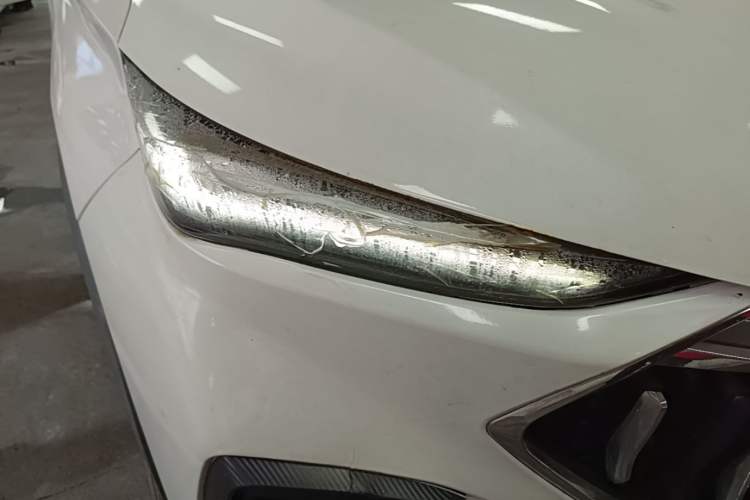 Used CHANGAN OSHAN X5 2021 1.5T DCT Prestige Edition Right Front Headlight