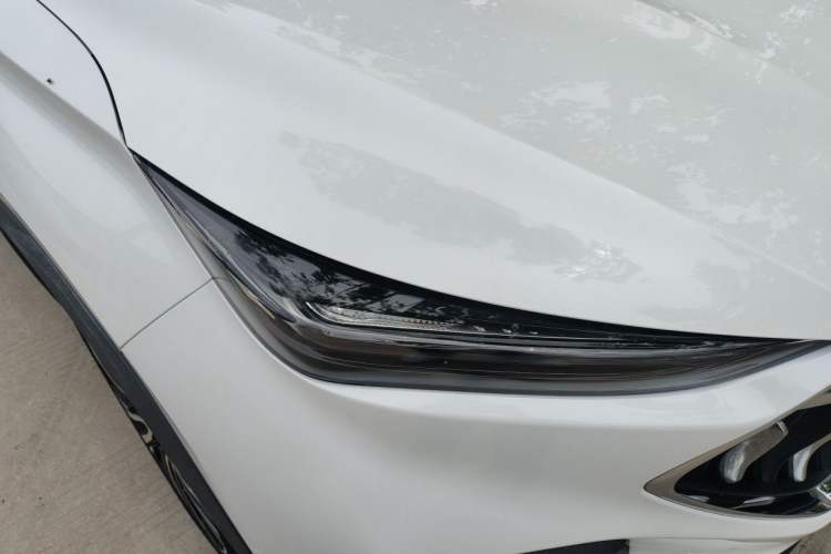 Used CHANGAN OSHAN X5 2021 1.5T DCT Flagship Edition Right Front Headlight