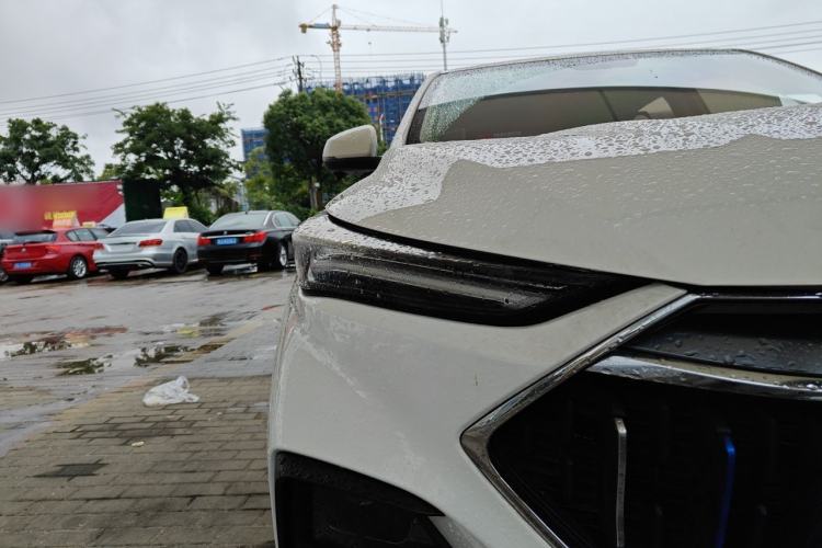 Used CHANGAN OSHAN X5 2021 Revised Version 1.6L Manual Luxury Edition Right Front Headlight