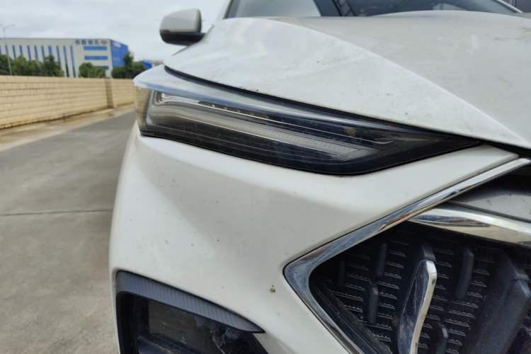 Used CHANGAN OSHAN X5 2021 1.5T DCT Luxury Edition Right Front Headlight