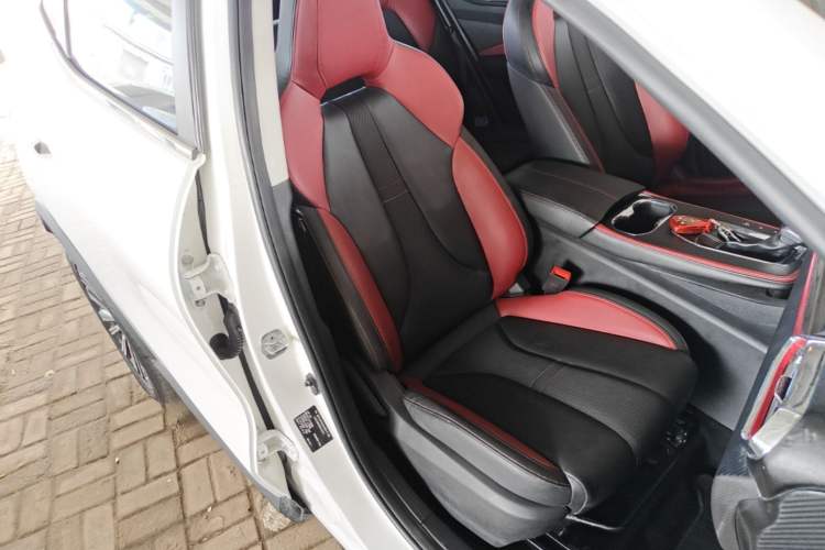 Used CHANGAN OSHAN X5 2021 Revised Version 1.5T DCT Luxury Edition Right Front Seat