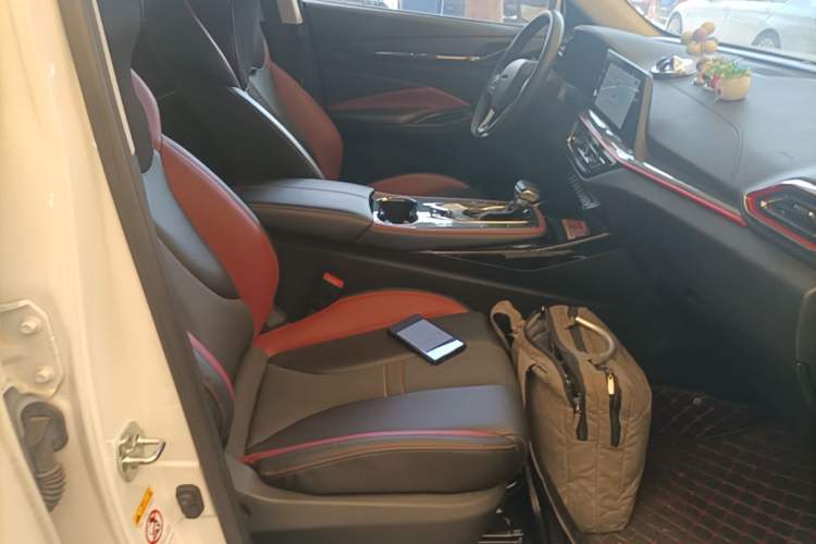 Used CHANGAN OSHAN X5 2021 1.5T DCT Flagship Edition Right Front Seat