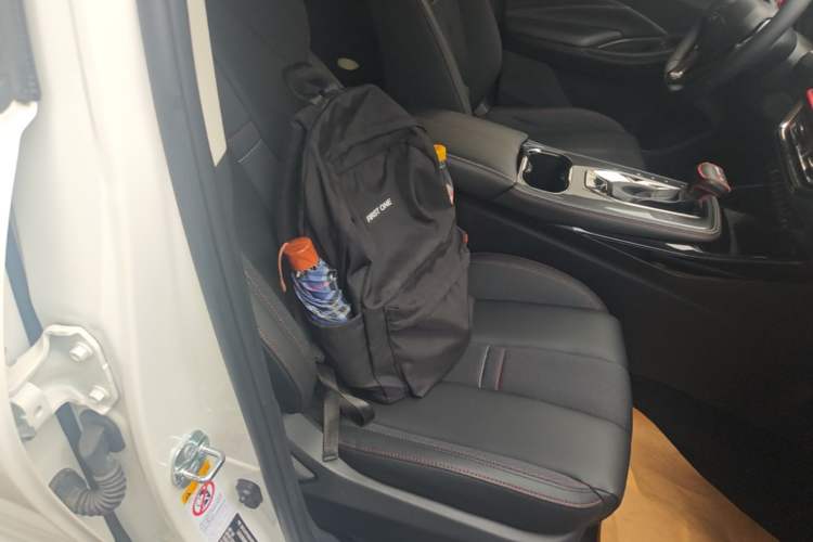 Used CHANGAN OSHAN X5 2021 1.5T DCT Prestige Edition Right Front Seat