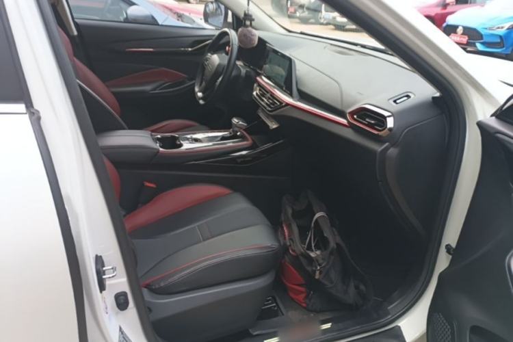 Used CHANGAN OSHAN X5 2021 1.5T DCT Flagship Edition Right Front Seat
