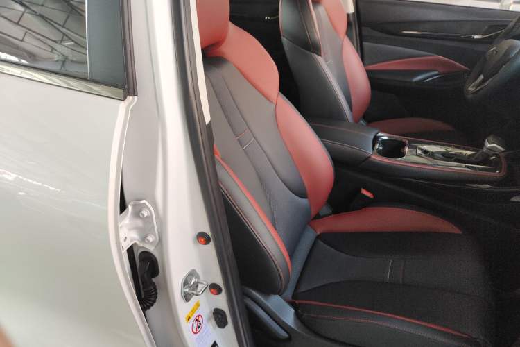 Used CHANGAN OSHAN X5 2021 1.5T DCT Flagship Edition Right Front Seat
