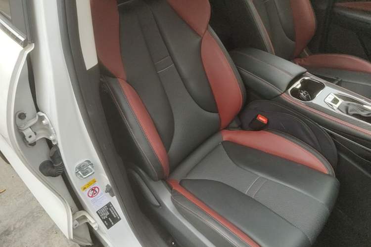 Used CHANGAN OSHAN X5 2021 1.5T DCT Flagship Edition Right Front Seat