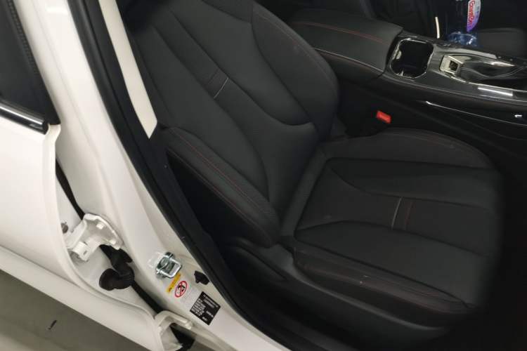 Used CHANGAN OSHAN X5 2021 1.5T DCT Flagship Edition Right Front Seat