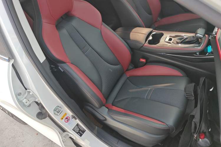 Used CHANGAN OSHAN X5 2021 1.5T DCT Prestige Edition Right Front Seat