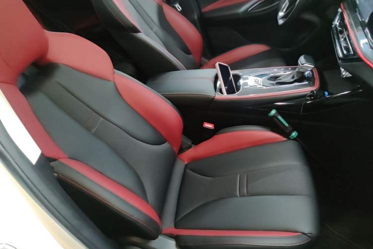 Used CHANGAN OSHAN X5 2021 1.5T DCT Prestige Edition Right Front Seat