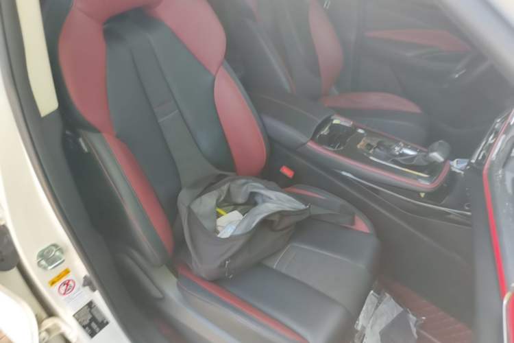 Used CHANGAN OSHAN X5 2021 1.5T DCT Flagship Edition Right Front Seat